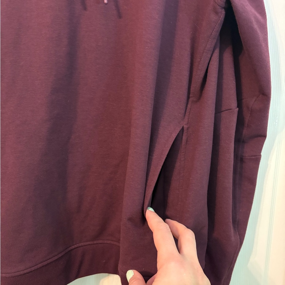 lululemon athletica Men's Maroon Hooded Sweatshirt - Picture 2 of 4